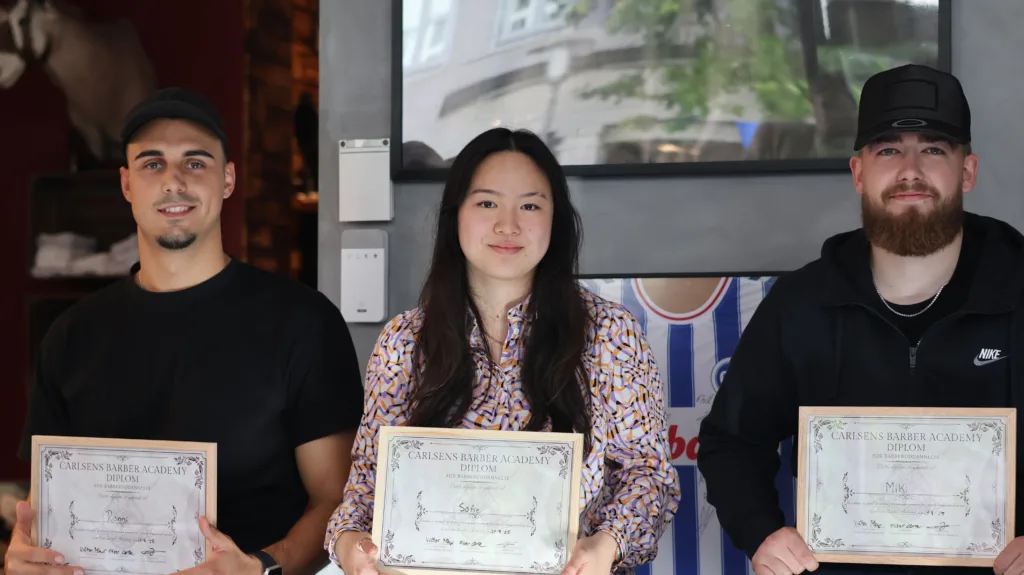 Elerverne fra hold 4 har bestået deres eksamen